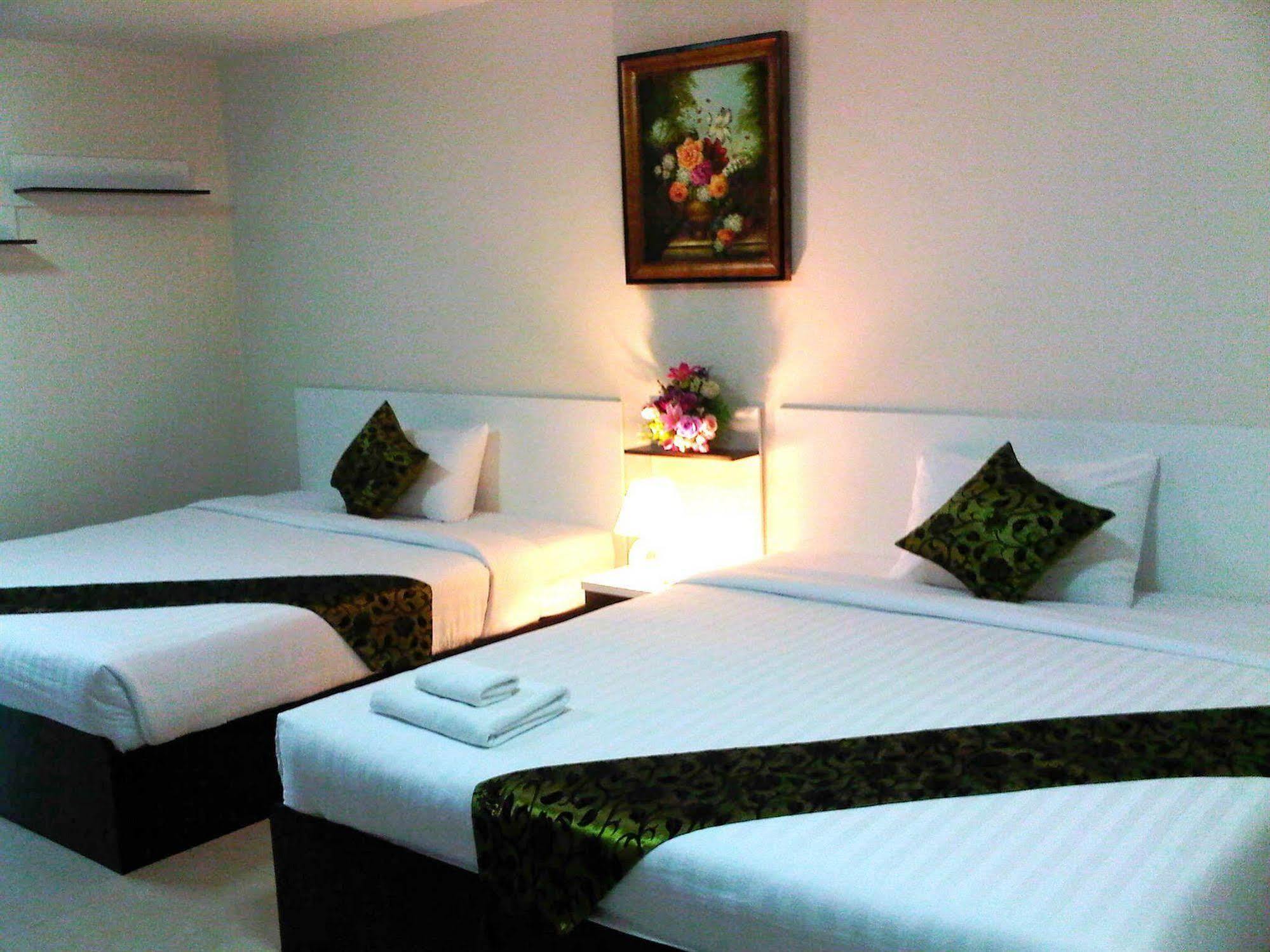 Sp Residence Bangkok Esterno foto