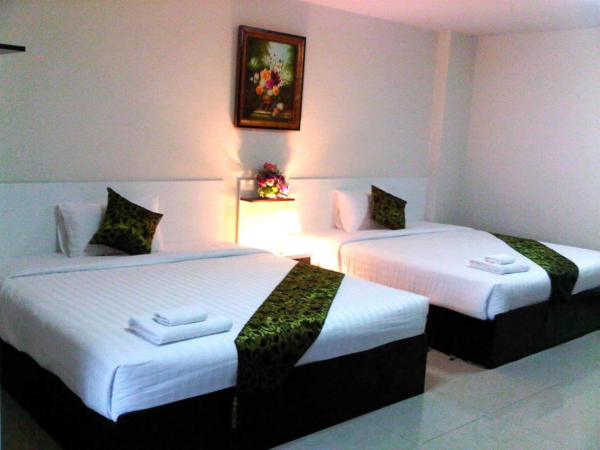 Sp Residence Bangkok Esterno foto